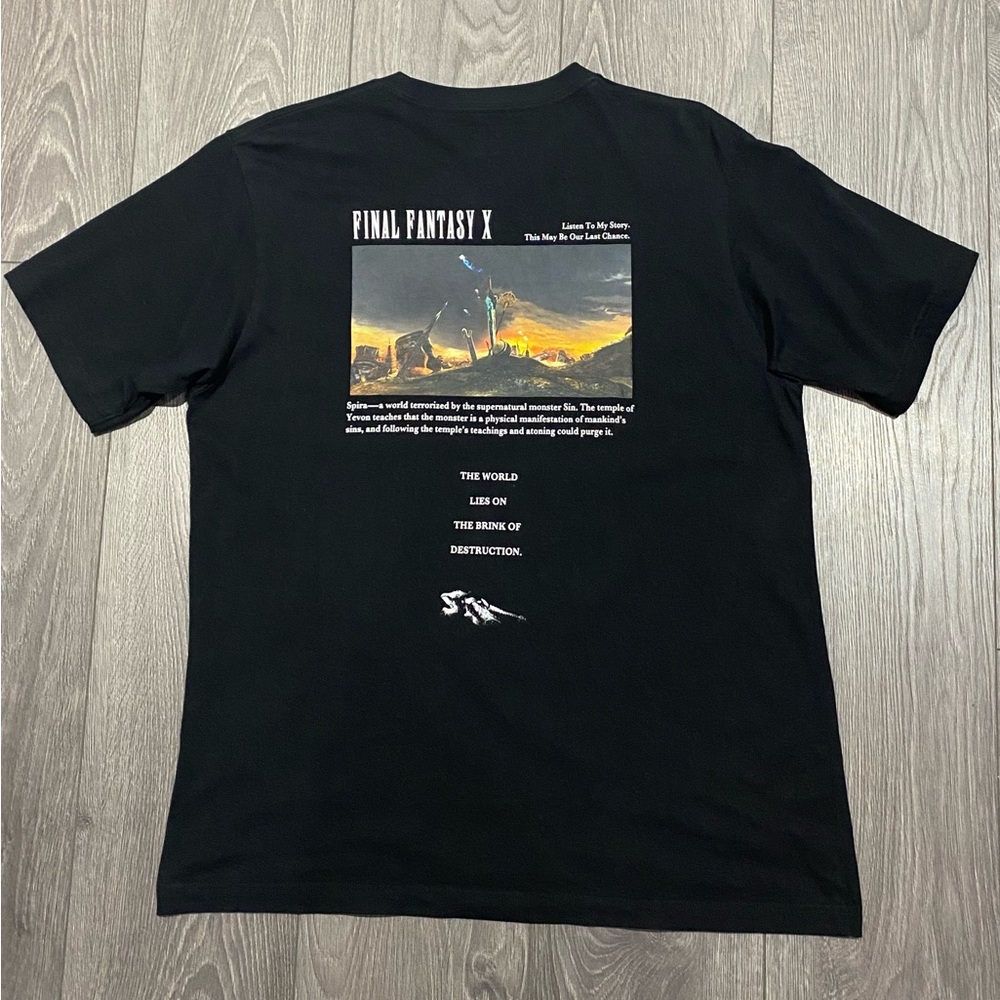 Final Fanstasy 10 X Uniqlo 35th Anniversary Edition Shirt 100% Cotton Medium